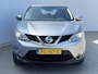 Nissan Qashqai 1.5 dCi Business Edition / Trekhaak (Trekgewicht 1.350kg) / Achteruitrijcamera / Stoelverwarming voor / Navigatie full map / Cruise- en Climate Control / Parkeerksenroren voor en achter / Bluetooth / Radio /