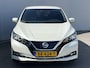 Nissan Leaf Tekna 40 kWh / Stuur- en Stoelverwarming voor en achter / Adaptieve Cruise Control / Bose Premium Audio / 360° Camera / Keyless Entry & Start / Parkeersensoren voor en achter / Bluetooth / DAB Radio /