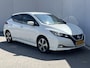 Nissan Leaf Tekna 40 kWh / Stuur- en Stoelverwarming voor en achter / Adaptieve Cruise Control / Bose Premium Audio / 360° Camera / Keyless Entry & Start / Parkeersensoren voor en achter / Bluetooth / DAB Radio /