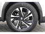 Peugeot 2008 1.2 PURETECH 130PK GT PACK / NAVI / LEDER / CLIMA / PDC / 17" LMV / CAMERA / PANO. DAK / PARELMOER / KEYLESS / FULL-LED / FULL OPTIONS / NIEUWSTAAT !!