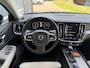 Volvo V60 2.0 T4 Inscription | Polestar Engineerd | Trekhaak | Blis | Adaptieve Cruise controle | Leder | Camera | Memory |