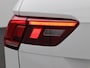 Volkswagen Tiguan 1.4 TSI eHybrid R-Line Business+ 245PK DSG Full led, trekhaak, adaptive cruise met travel assist, stuur-stoelverwarming, schuif-kanteldak, achteruitrijcamera, elek. achterklep, 20" lichtmetaal