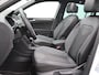 Volkswagen Tiguan 1.4 TSI eHybrid R-Line Business 245PK DSG matrix led, panoramadak, achteruitrijcamera, stuur-stoelverwarming, adaptive cruise, side assist, keyless, elek. bedienbare achterklep, 19" lichtmetaal