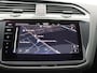 Volkswagen Tiguan 1.4 TSI eHybrid R-Line Business 245PK DSG matrix led, panoramadak, achteruitrijcamera, stuur-stoelverwarming, adaptive cruise, side assist, keyless, elek. bedienbare achterklep, 19" lichtmetaal