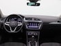 Volkswagen Tiguan 1.4 TSI eHybrid Elegance 245PK DSG Pano-Schuifdak, Adaptieve Cruise Controle, Side Assist, Achteruitrijcamera, Stoel-Stuurverwarming, Elektr. Achterklep, Trekhaak, 19" LM Velgen