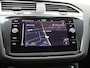 Volkswagen Tiguan 1.4 TSI eHybrid Elegance 245PK DSG Matrix Led, adaptive cruise met travel assist, schuif-kanteldak, achteruitrijcamera, elek. bedienbare achterklep, 18" lichtmetaal