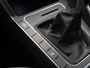 Volkswagen Polo 1.0 TSI Style 95PK Adaptieve Cruise Controle, Achteruitrijcamera, Matrix-LED Verlichting, Navi via Apple Carplay/Android Auto, Stoelverwarming, Clima, Trekhaak, 15" LM Velgen
