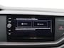 Volkswagen Polo 1.0 MPI Polo 80PK full led, cruise control, airco, pakeersensoren voor en achter, App connect, lane assist