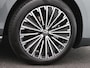 Volkswagen Passat Variant 1.5 eTSI Elegance Business 150PK DSG Pano-Schuifdak, Adaptieve Cruise Controle, Head-Up Display, Side Assist, Keyless, Elektr. Achterklep, Achteruitrijcamera, Stoel-Stuurverwarming, 18" LM Velgen