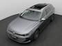 Volkswagen Passat Variant 1.5 eTSI Elegance Business 150PK DSG Pano-Schuifdak, Adaptieve Cruise Controle, Head-Up Display, Side Assist, Keyless, Elektr. Achterklep, Achteruitrijcamera, Stoel-Stuurverwarming, 18" LM Velgen