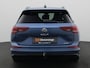 Volkswagen Golf Variant 1.5 eTSI R-Line 150PK DSG full led, trekhaak, keyless, stuur-stoelverwarming, achteruitrijcamera, adaptive cruise met travel assist, elek. bedienbare achterklep, 18" lichtmetaal