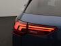 Volkswagen Golf Variant 1.5 eTSI R-Line 150PK DSG full led, trekhaak, keyless, stuur-stoelverwarming, achteruitrijcamera, adaptive cruise met travel assist, elek. bedienbare achterklep, 18" lichtmetaal