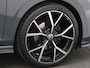 Volkswagen Golf 1.5 eTSI R-Line Business 150PK DSG Achteruitrijcamera, Adaptieve Cruise Controle, Keyless, Matrix-LED Verlichting, Stoel-Stuurverwarming, Navi, 19" LM Velgen