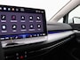 Volkswagen Golf 1.5 eHybrid Life Edition Navi via Apple Carplay/Android Auto, Achteruitrijcamera, Stoel-Stuurverwarming, Keyless, 17" LM Velgen, Adaptieve cruise control