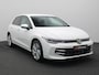Volkswagen Golf 1.5 eHybrid Life Edition Navi via Apple Carplay/Android Auto, Achteruitrijcamera, Stoel-Stuurverwarming, Keyless, 17" LM Velgen, Adaptieve cruise control