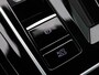 Volkswagen Golf 1.5 eHybrid GTE 272PK DSG Adaptieve Cruise Controle, Side Assist, Achteruitrijcamera, Stoel-Stuurverwarming, Navi via Apple Carplay/Android Auto, Matrix-LED verlichting, Trekhaak, 18" LM Velgen