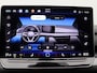Volkswagen Golf 1.5 eHybrid GTE 272PK DSG Adaptieve Cruise Controle, Side Assist, Achteruitrijcamera, Stoel-Stuurverwarming, Navi via Apple Carplay/Android Auto, Matrix-LED verlichting, Trekhaak, 18" LM Velgen