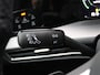 Volkswagen Golf 1.5 eHybrid GTE 272PK DSG Adaptieve Cruise Controle, Side Assist, Achteruitrijcamera, Stoel-Stuurverwarming, Navi via Apple Carplay/Android Auto, Matrix-LED verlichting, Trekhaak, 18" LM Velgen