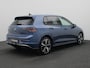 Volkswagen Golf 1.5 eHybrid GTE 272PK DSG Adaptieve Cruise Controle, Side Assist, Achteruitrijcamera, Stoel-Stuurverwarming, Navi via Apple Carplay/Android Auto, Matrix-LED verlichting, Trekhaak, 18" LM Velgen