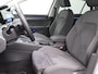 Volkswagen Golf 1.4 eHybrid Style 204PK DSG Full led, trekhaak, adaptive cruise, stuur-stoelverwarming, elek. verstelbare voorstoel met massagefunctie, 16" lichtmetaal