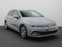 Volkswagen Golf 1.4 eHybrid Style 204PK DSG Full led, trekhaak, adaptive cruise, stuur-stoelverwarming, elek. verstelbare voorstoel met massagefunctie, 16" lichtmetaal