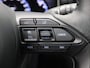 Toyota Yaris Cross 1.5 Hybrid Dynamic 115PK Aut. Achteruitrijcamera, Adaptieve Cruise Controle, Panoramadak, Head-Up Display, Keyless, Clima, Stoelverwarming, Trekhaak, 17" LM Velgen