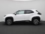 Toyota Yaris Cross 1.5 Hybrid Dynamic 115PK Aut. Achteruitrijcamera, Adaptieve Cruise Controle, Panoramadak, Head-Up Display, Keyless, Clima, Stoelverwarming, Trekhaak, 17" LM Velgen