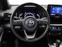 Toyota Yaris Cross 1.5 Hybrid Dynamic 115PK Aut. Achteruitrijcamera, Adaptieve Cruise Controle, Panoramadak, Head-Up Display, Keyless, Clima, Stoelverwarming, Trekhaak, 17" LM Velgen