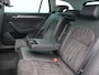 Skoda Superb Combi 1.4 TSI iV Business Edition Plus 218PK DSG matrix led, trekhaak, panoramadak, elek. verstelbare voorstoelen, stoelverwarming voor & achter, standkachel, 360gr. camera, side assist, virtual pedal, 19" lichtmetaal