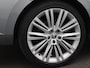 Skoda Superb Combi 1.4 TSI iV Business Edition Plus 218PK DSG matrix led, trekhaak, panoramadak, elek. verstelbare voorstoelen, stoelverwarming voor & achter, standkachel, 360gr. camera, side assist, virtual pedal, 19" lichtmetaal