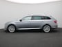 Skoda Superb Combi 1.4 TSI iV Business Edition Plus 218PK DSG matrix led, trekhaak, panoramadak, elek. verstelbare voorstoelen, stoelverwarming voor & achter, standkachel, 360gr. camera, side assist, virtual pedal, 19" lichtmetaal