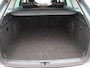 Skoda Superb Combi 1.4 TSI iV Business Edition Plus 218PK DSG matrix led, trekhaak, panoramadak, elek. verstelbare voorstoelen, stoelverwarming voor & achter, standkachel, 360gr. camera, side assist, virtual pedal, 19" lichtmetaal