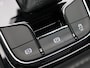 Skoda Karoq 1.5 TSI ACT Business Edition 150PK DSG full led, adaptive cruise, lane assist, elek. bedienbare achterklep, keyless, stuur-stoelverwarming, achteruitrijcamera, 18" lichtmetaal