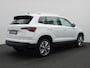 Skoda Karoq 1.5 TSI ACT Business Edition 150PK DSG full led, adaptive cruise, lane assist, elek. bedienbare achterklep, keyless, stuur-stoelverwarming, achteruitrijcamera, 18" lichtmetaal