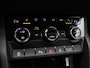 Skoda Karoq 1.5 TSI ACT Business Edition 150PK DSG full led, adaptive cruise, lane assist, elek. bedienbare achterklep, keyless, stuur-stoelverwarming, achteruitrijcamera, 18" lichtmetaal