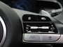 Hyundai Tucson 1.6 T-GDI PHEV Comfort Sky 4WD 265PK Aut. Pano-Schuifdak, Adaptieve Cruise Controle, Navi, Stoel-Stuurverwarming, Side Assist, Keyless, Trekhaak, 19" LM Velgen