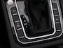 Volkswagen Passat Variant 1.4 TSI PHEV GTE Business 218PK DSG Full led, trekhaak, standkachel, adaptive cruise met travel assist, schuif-kanteldak, keyless, stoelverwarming voor, achteruitrijcamera, 17" lichtmetaal