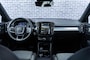 Volvo XC40 B4 Plus Dark 