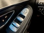 Mercedes-Benz C-klasse 63 | 19" Lichtmetaal | Camera | LED | Leder | Cruise Control | Airconditioning | Parkeersensoren | Bluetooth | Elektrische Stoelen |