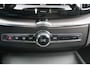 Volvo XC60 T8 Recharge AWD R-Design | Panoramadak | Stoelverwarming | Parkeercamera | Pilot Assist | BLIS | Glossy Black