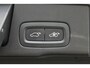 Volvo XC60 T8 Recharge AWD R-Design | Panoramadak | Stoelverwarming | Parkeercamera | Pilot Assist | BLIS | Glossy Black