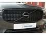 Volvo XC60 T8 Recharge AWD R-Design | Panoramadak | Stoelverwarming | Parkeercamera | Pilot Assist | BLIS | Glossy Black