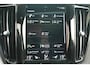 Volvo XC60 T8 Recharge AWD R-Design | Panoramadak | Stoelverwarming | Parkeercamera | Pilot Assist | BLIS | Glossy Black