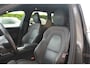 Volvo XC60 T8 Recharge AWD R-Design | Panoramadak | Stoelverwarming | Parkeercamera | Pilot Assist | BLIS | Glossy Black