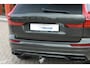 Volvo XC60 T8 Recharge AWD R-Design | Panoramadak | Stoelverwarming | Parkeercamera | Pilot Assist | BLIS | Glossy Black