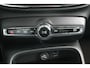 Volvo XC40 T4 Recharge R-Design | Stoelverwarming | Parkeercamera | BLIS | Pilot Assist | Electr. Stoelen | Glossy Black | Keyless