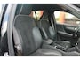 Volvo XC40 T4 Recharge R-Design | Stoelverwarming | Parkeercamera | BLIS | Pilot Assist | Electr. Stoelen | Glossy Black | Keyless