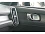 Volvo XC40 T4 Recharge R-Design | Stoelverwarming | Parkeercamera | BLIS | Pilot Assist | Electr. Stoelen | Glossy Black | Keyless