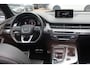 Audi SQ7 4.0 TDI quattro GRIJS KENTEKEN / Trekhaak / Panoramadak / 360Camera / Head-up / 23'' / Luchtvering / Keyless / Bose / Dodehoek / DAB / Apple CarPlay / Nachtzicht / Matrix LED / ACC / Stoelverwarming