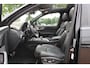 Audi SQ7 4.0 TDI quattro GRIJS KENTEKEN / Trekhaak / Panoramadak / 360Camera / Head-up / 23'' / Luchtvering / Keyless / Bose / Dodehoek / DAB / Apple CarPlay / Nachtzicht / Matrix LED / ACC / Stoelverwarming